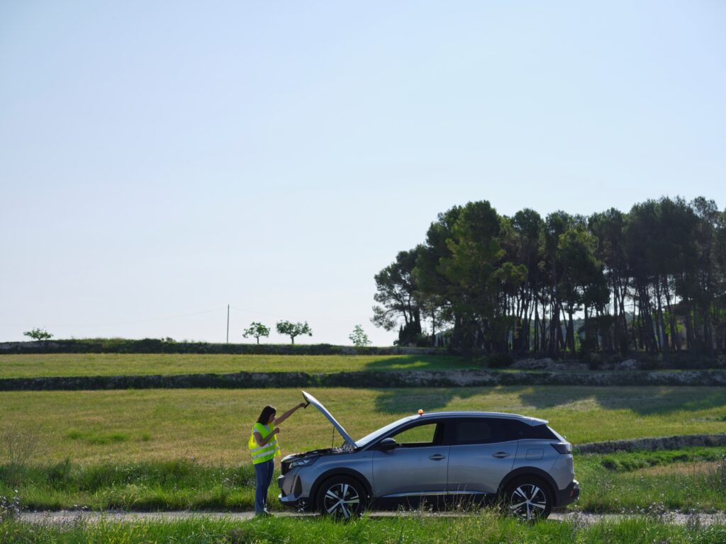 en caso de avería o accidente en carretera